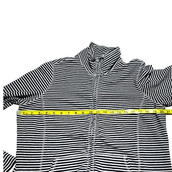 L.L. Bean Ultrasoft Sweats Jacket Stripe Size Medium Gray/Blue - Picture 5 of 6